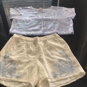 Two pic set